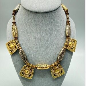VTG Gold Tone Etruscan Revival Bib Necklace 16" Repoussé Pendant Beads Statement